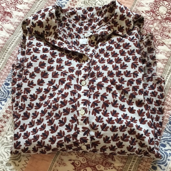 Ann Taylor Loft popover top - Picture 1 of 3